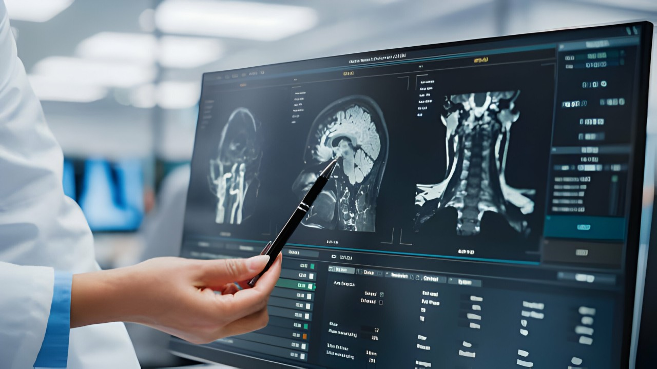 Medical imaging analysis with AI